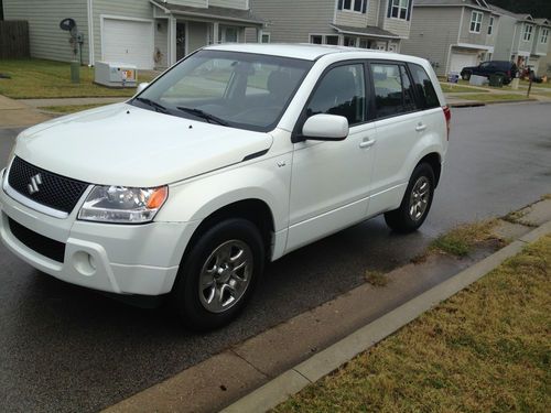 2006 suzuki grand vitara base sport utility 4-door 2.7l