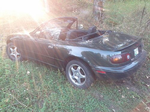 Miata convertible, rare speedster edition(u.s version is called m edition)