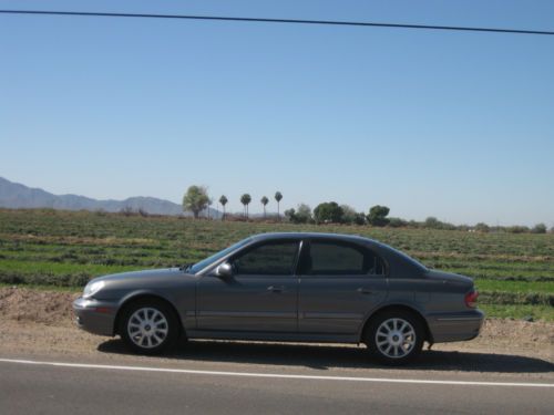2004 hyundai sonata gls sedan v-6 24v eng. automatic! cd, loaded! fact. moonroof