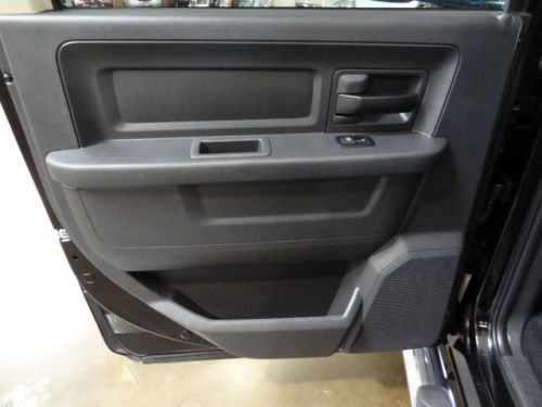 ST 5.7L CD 4X4 Airbag Deactivation Side Air Bag System Dual Air Bags Tachometer, image 17