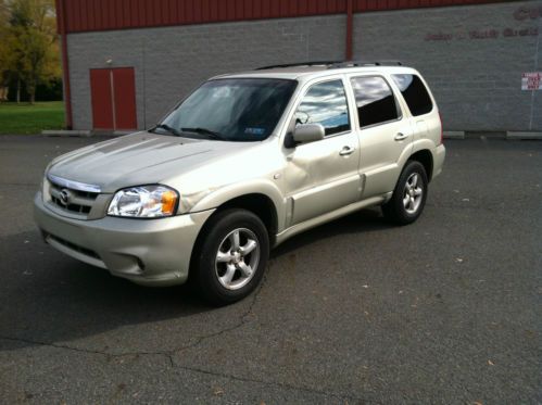 2005 mazda tribute s all wheel drive sport utility 4-door 3.0l