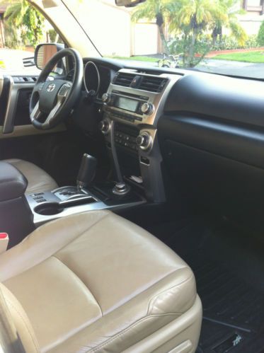 2010 Toyota 4Runner Limited Sport Utility 4-Door 4.0L, image 11