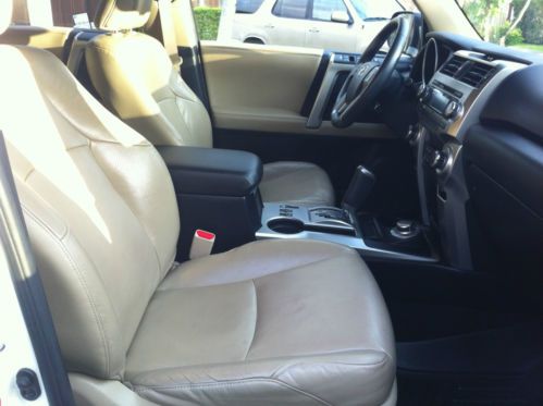 2010 Toyota 4Runner Limited Sport Utility 4-Door 4.0L, image 13