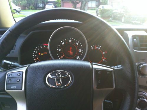 2010 Toyota 4Runner Limited Sport Utility 4-Door 4.0L, image 14