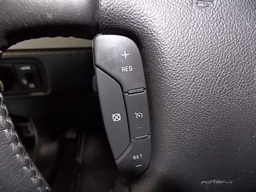 SS Coupe 5.3L Sunroof Power Seat Black Leather 6 Speakers AM/FM radio ABS brakes, image 12