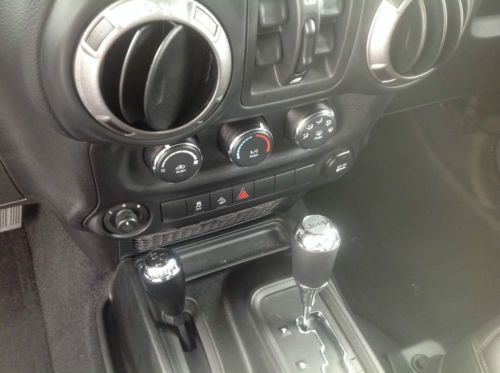 2013 Jeep Wrangler Unlimited Sport Sport Utility - Starwood Customs - Loaded Up!, image 22