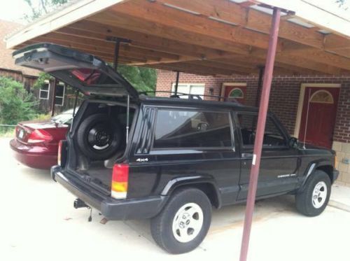 2000 jeep cherokee sport black 2 door ltd edition towing package minto condition