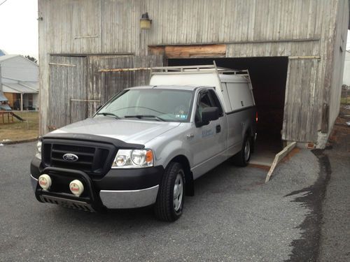 2005 ford f-150 xl standard cab pickup 2-door 4.6l