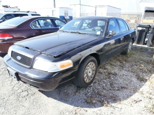 2003 Ford Crown Victoria Police P71 **NO RESERVE** BLACK UNMARKED!! 103K MILES!!, image 1