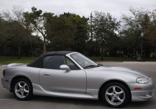 2002 MAZDA MX-5 MIATA 1.8L 4Cyl, AUT TRANS, CONVERTIBLE SOFT TOP, NO RESERVE.,, image 3