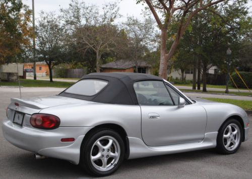 2002 MAZDA MX-5 MIATA 1.8L 4Cyl, AUT TRANS, CONVERTIBLE SOFT TOP, NO RESERVE.,, image 5