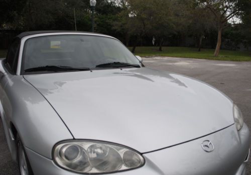2002 MAZDA MX-5 MIATA 1.8L 4Cyl, AUT TRANS, CONVERTIBLE SOFT TOP, NO RESERVE.,, image 19