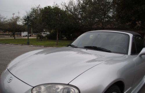 2002 MAZDA MX-5 MIATA 1.8L 4Cyl, AUT TRANS, CONVERTIBLE SOFT TOP, NO RESERVE.,, image 20