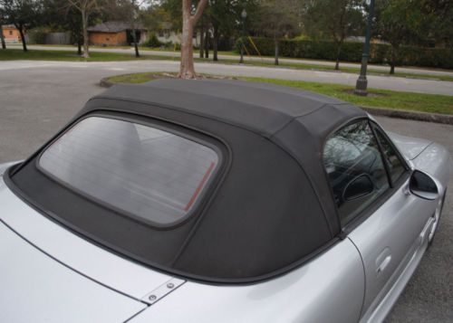 2002 MAZDA MX-5 MIATA 1.8L 4Cyl, AUT TRANS, CONVERTIBLE SOFT TOP, NO RESERVE.,, image 31
