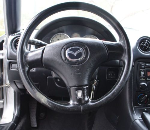 2002 MAZDA MX-5 MIATA 1.8L 4Cyl, AUT TRANS, CONVERTIBLE SOFT TOP, NO RESERVE.,, image 40