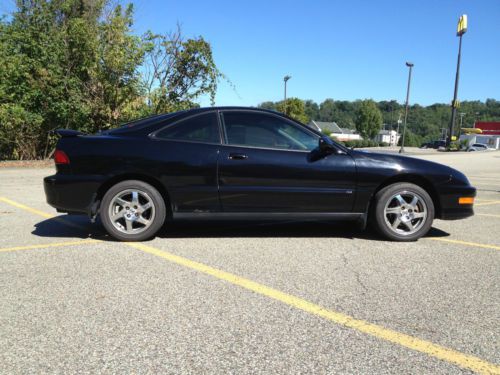 1998 acura integra gs-r hatchback 3-door 1.8l