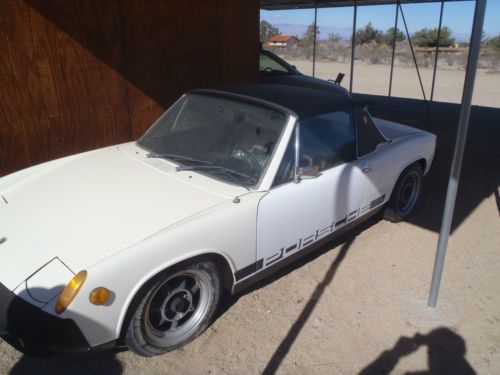 1976 porsche 914 white with black interior ..excellent body and interior no resv