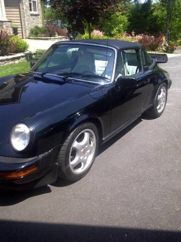 1976 black 911 s! targa whale tail 2.7 liter motor manual transmission