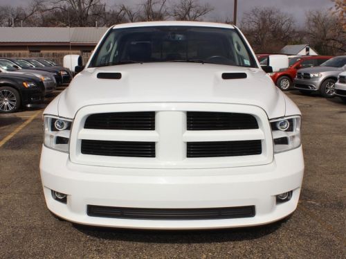 5.7L V8 Hemi Sport 24in Rims Leather Navigation Alpine Camera HIDs Sunroof MP3, image 4