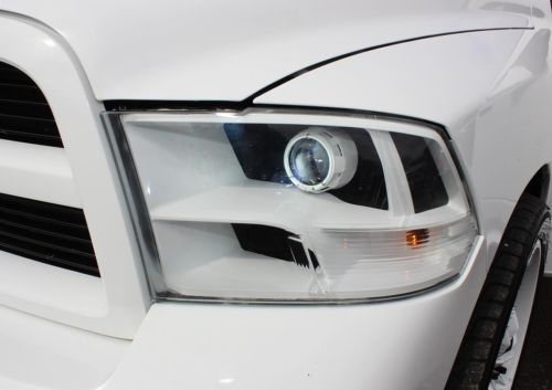 5.7L V8 Hemi Sport 24in Rims Leather Navigation Alpine Camera HIDs Sunroof MP3, image 6