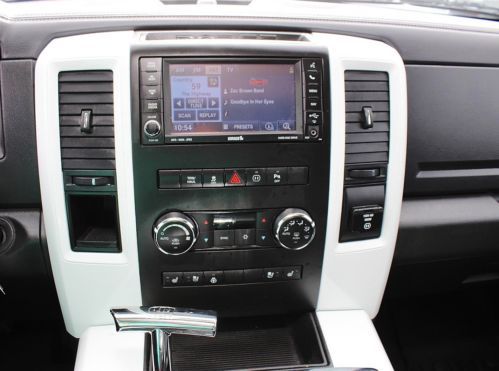 5.7L V8 Hemi Sport 24in Rims Leather Navigation Alpine Camera HIDs Sunroof MP3, image 23