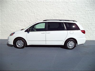 Toyota sienna le van automatic gasoline 3.3l v6 white