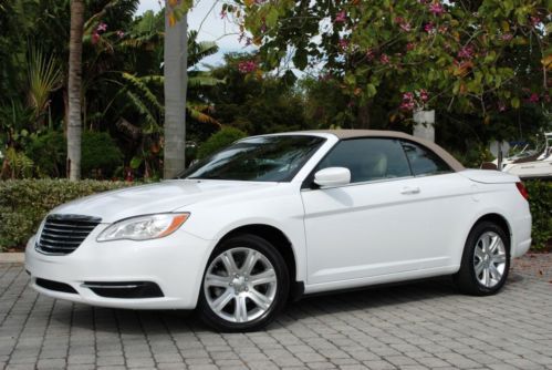 2011 Chrysler 200 Touring Convertible 11K MILES UConnect Bluetooth MP3 CD USB, US $17,950.00, image 7