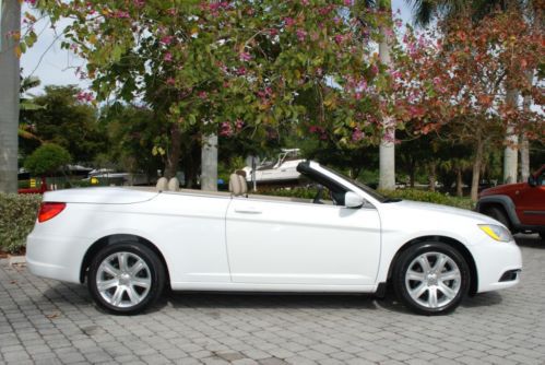 2011 Chrysler 200 Touring Convertible 11K MILES UConnect Bluetooth MP3 CD USB, US $17,950.00, image 14