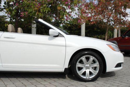 2011 Chrysler 200 Touring Convertible 11K MILES UConnect Bluetooth MP3 CD USB, US $17,950.00, image 15