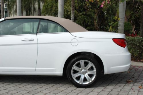 2011 Chrysler 200 Touring Convertible 11K MILES UConnect Bluetooth MP3 CD USB, US $17,950.00, image 22