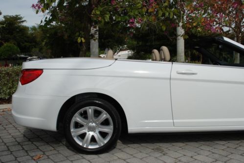 2011 Chrysler 200 Touring Convertible 11K MILES UConnect Bluetooth MP3 CD USB, US $17,950.00, image 26