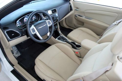 2011 Chrysler 200 Touring Convertible 11K MILES UConnect Bluetooth MP3 CD USB, US $17,950.00, image 57