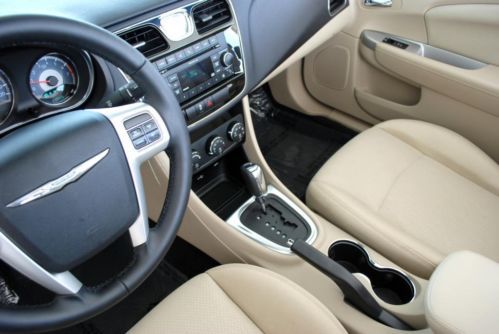 2011 Chrysler 200 Touring Convertible 11K MILES UConnect Bluetooth MP3 CD USB, US $17,950.00, image 66