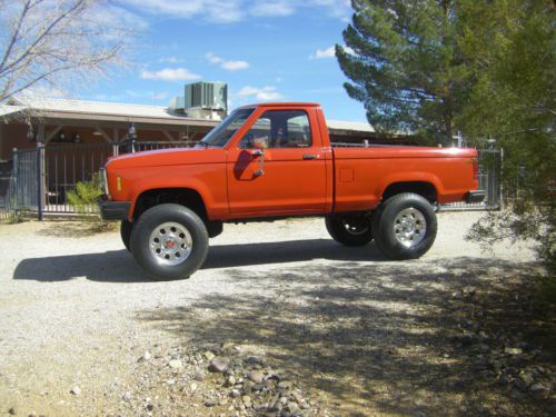 1985 ford ranger 4x4!  5 speed, v-6 &amp; less than 82,000 original miles!  sweet!!