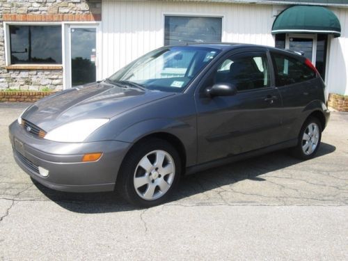 2002 ford focus zx3 5 speed manual hatchback non smoker new clutch