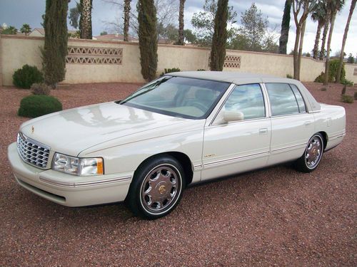 1997 cadillac sedan deville  11,000 orig.  az miles! snowbird estate mint car!!