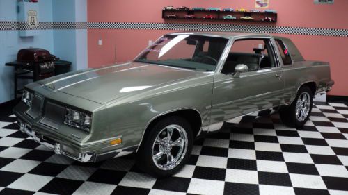 1986 oldsmobile cutlass supreme 1 owner 29,031 miles