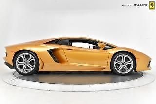 2012 lamborghini aventador 2dr cpe