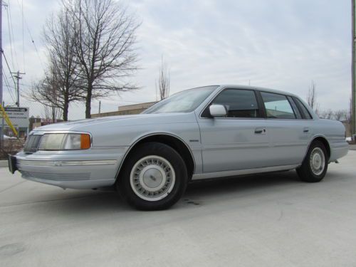 No reserve! only 30k miles! 1-owner! clean carfax! leather! runs great! v6 fwd