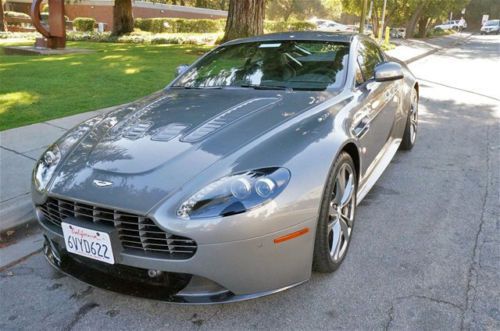 2012 aston martin v12 vantage