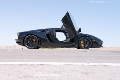 2012 aventador....low miles!!!