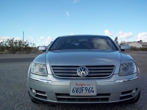 2004 volkswagen phaeton v8 sedan 4-door 4.2l