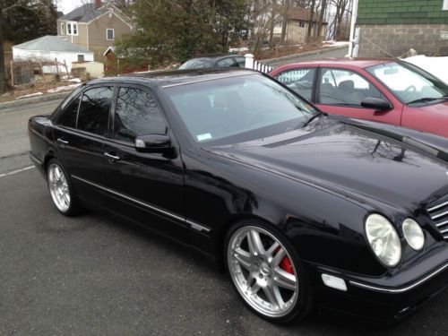 2000 e320 mercedes-black -mint condition- 19&#034; wheels and extra set winter wheels