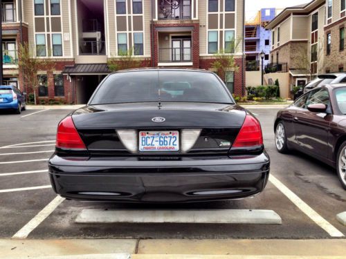 2010 ford crown victoria police interceptor sedan 4-door 4.6l