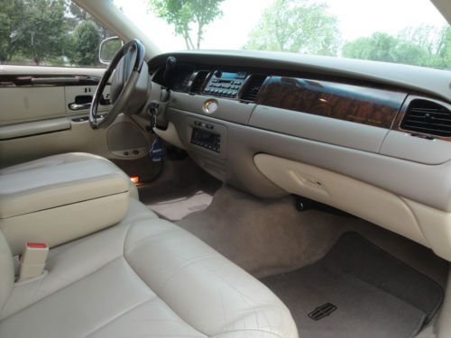 2002 Lincoln Town Car Cartier L Sedan 4-Door 4.6L, US $7,550.00, image 5