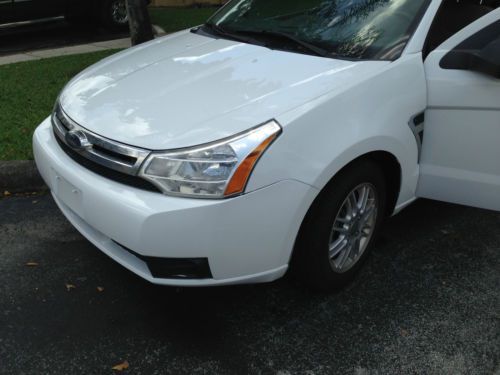 2008 ford focus se coupe 2-door 2.0l