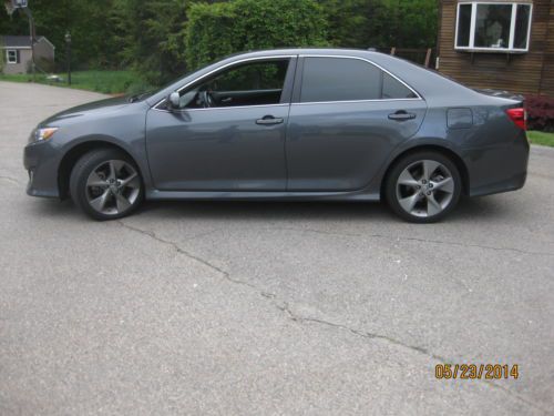 2012 Toyota Camry SE 3.5L V6 LOADED - NAV, PREMIUM, CAMERA, LEATHER, IPOD, APPS, US $16,495.00, image 2