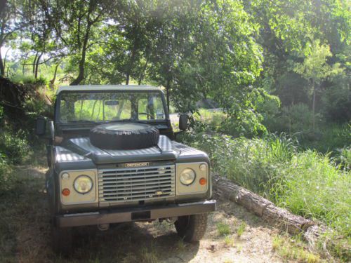 1985 Land Rover Defender Diesel 110 ORIGINAL LEFT HAND DRIVE RARE!, image 4