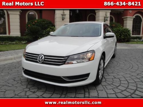 2013 vokswagen passat 2.5s; just serviced and inspected;  financing, warranty