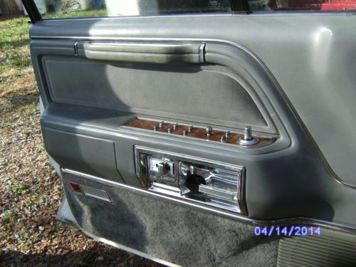 1987 Ghost White Lincoln Town Car Signature Sedan 4-Door 5.0L, US $7,500.00, image 10